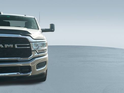 Used 2019 RAM 2500 Tradesman w/ Chrome Appearance Group image 39