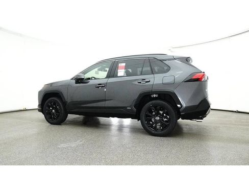 Used 2025 Toyota RAV4 SE w/ Weather Package AWD/4WD image 26