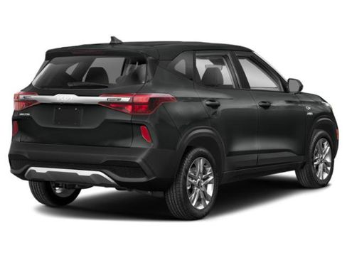 Certified 2022 Kia Seltos LX AWD/4WD image 5
