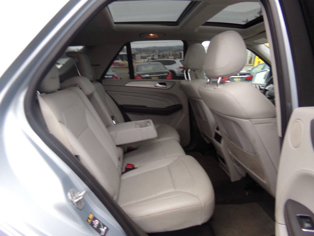 Used 2015 Mercedes-Benz ML 350 2WD image 21