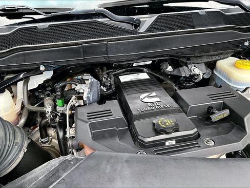 Used 2024 RAM 2500 Laramie w/ Night Edition AWD/4WD image 33