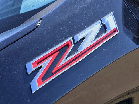 Used 2023 Chevrolet Silverado 1500 LTZ w/ Technology Package image 32