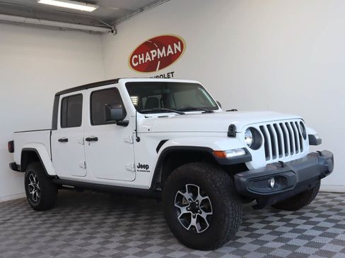 Used 2020 Jeep Gladiator Sport AWD/4WD image 1