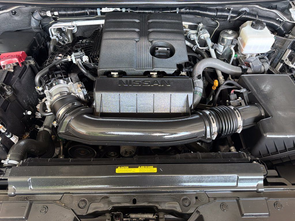 Used 2024 Nissan Frontier SV RWD image 33