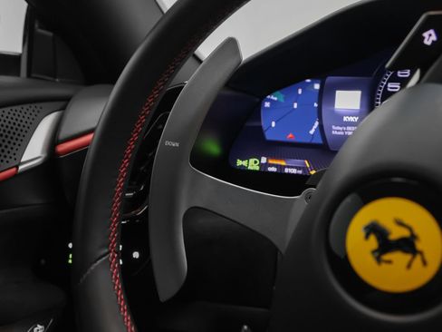 Certified 2022 Ferrari Roma RWD image 55