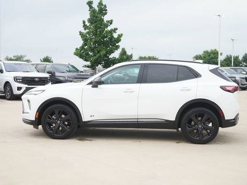 Used 2025 Buick Envision Sport Touring AWD/4WD image 6