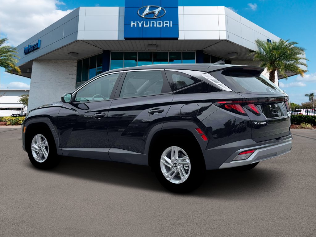 New 2026 Hyundai Tucson SE w/ Tow & Go Package FWD image 5