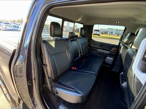 Used 2021 Ford F150 Lariat w/ Max Trailer Tow Package image 19