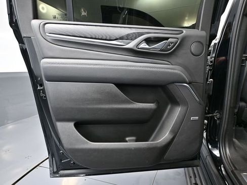 Used 2023 GMC Yukon XL Denali image 43