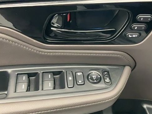 Certified 2023 Honda Odyssey Touring image 15