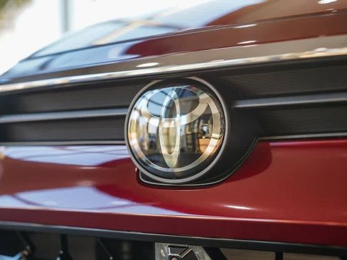 New 2025 Toyota Grand Highlander Limited image 3