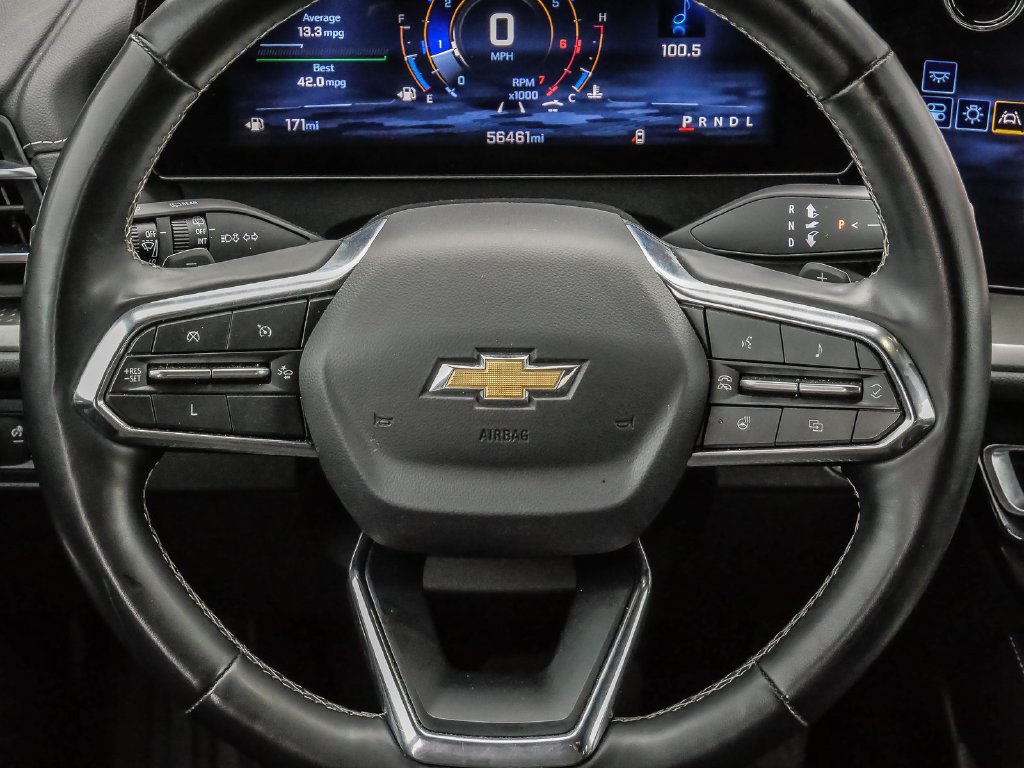 Used 2025 Chevrolet Traverse LT FWD image 27