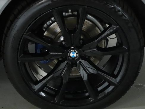 Used 2023 BMW X7 xDrive40i w/ M Sport Package AWD/4WD image 40