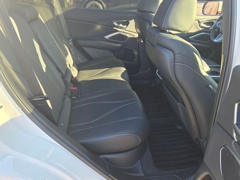 Certified 2025 Acura RDX SH-AWD image 10