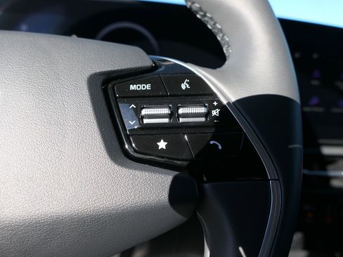 New 2025 Kia Niro Wave w/ Wave Preserve Package image 13