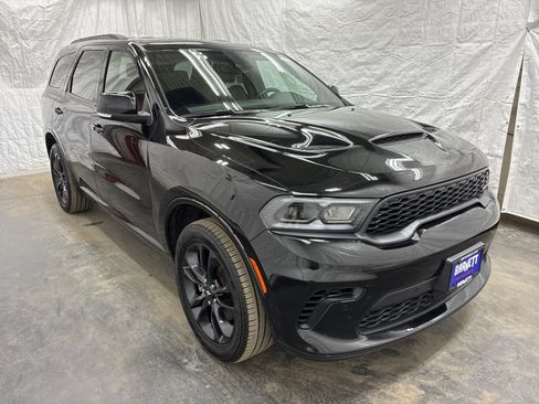 Certified 2025 Dodge Durango GT AWD/4WD image 4