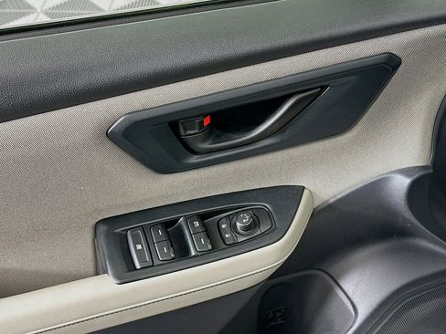 Used 2025 Subaru Forester image 15