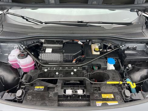 Used 2025 Volkswagen ID.4 Pro image 11