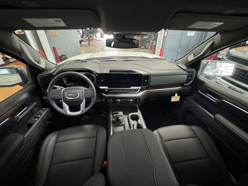 New 2026 GMC Sierra 1500 SLT w/ SLT Premium Plus Package AWD/4WD image 12