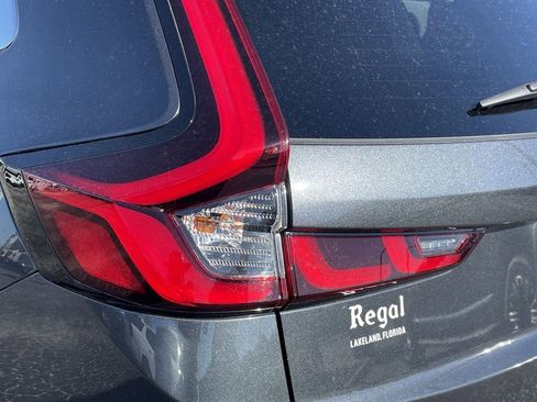 Used 2024 Honda CR-V Sport image 8