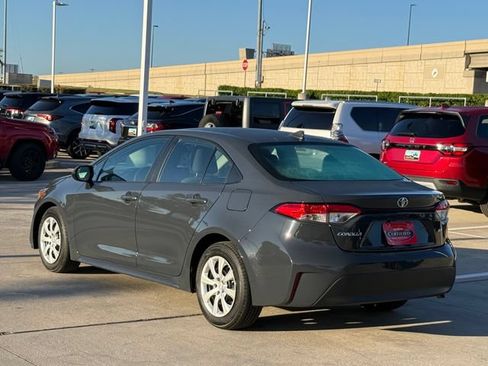 Used 2024 Toyota Corolla LE FWD image 7