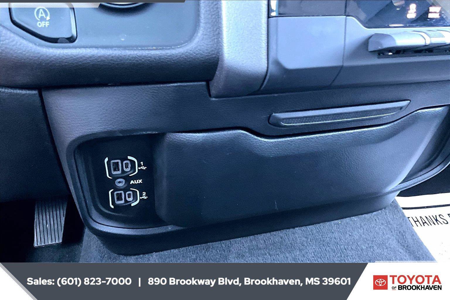 Used 2022 RAM 1500 Big Horn AWD/4WD image 23