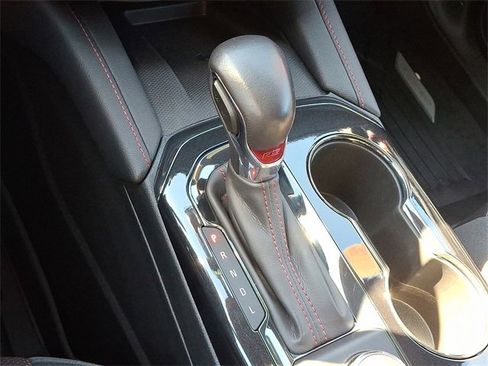 Used 2021 Chevrolet Blazer RS w/ Enhanced Convenience Package image 14