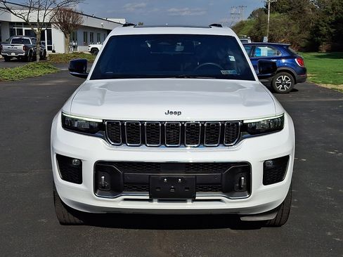 Certified 2023 Jeep Grand Cherokee L Overland AWD/4WD image 2
