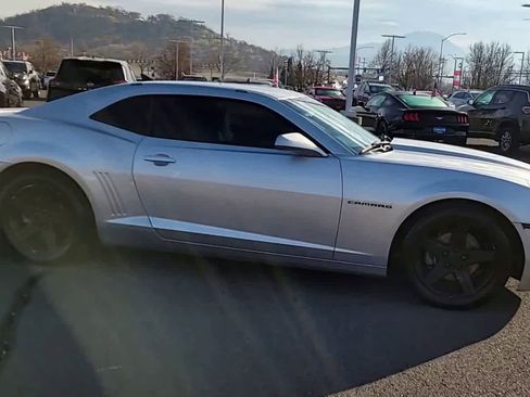Used 2012 Chevrolet Camaro LT image 9