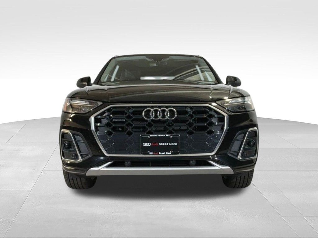Used 2023 Audi Q5 e Premium w/ Convenience Package AWD/4WD image 22