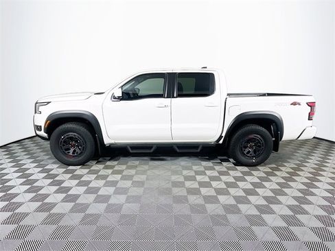 New 2026 Nissan Frontier PRO-4X w/ Pro-4x Convenience Package image 4
