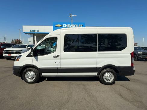 Used 2020 Ford Transit 150 XL image 4