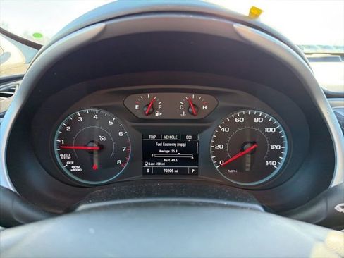 Used 2023 Chevrolet Malibu LT image 37