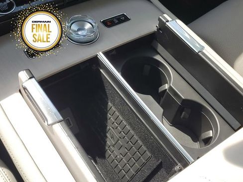 New 2025 Lincoln Navigator Reserve image 29