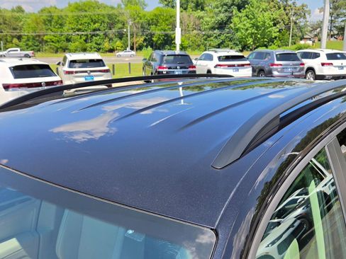 Certified 2023 Volkswagen Atlas SE AWD/4WD image 11