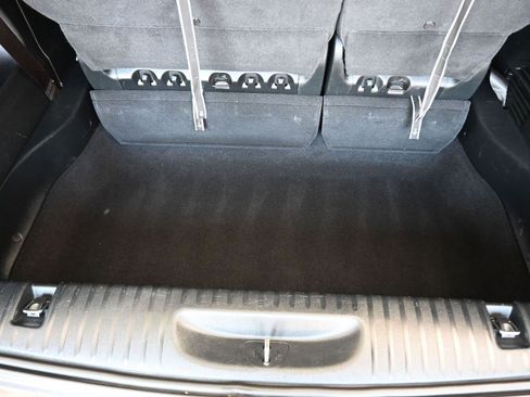 Used 2020 Chrysler Pacifica Touring-L image 73