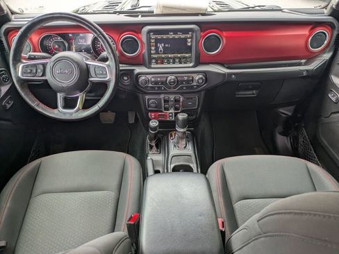 Used 2022 Jeep Gladiator Rubicon w/ Cold Weather Group AWD/4WD image 15