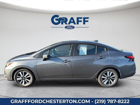 Used 2024 Nissan Versa SV FWD image 11