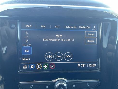Used 2021 Chevrolet Traverse LT FWD image 13