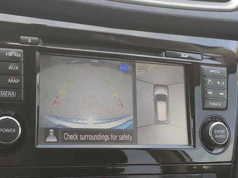 Used 2016 Nissan Rogue SV w/ SV Premium Package FWD image 17