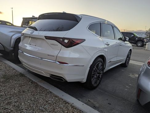 Used 2026 Acura MDX SH-AWD w/ Advance Package image 4