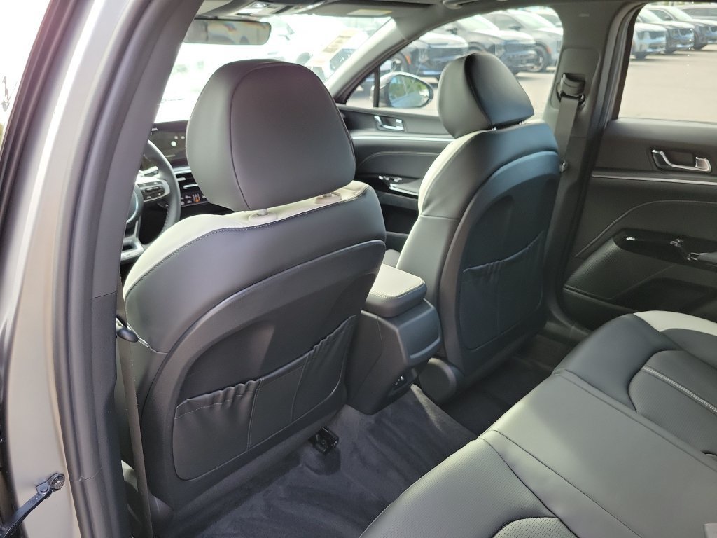 New 2027 Kia K5 GT-Line image 15