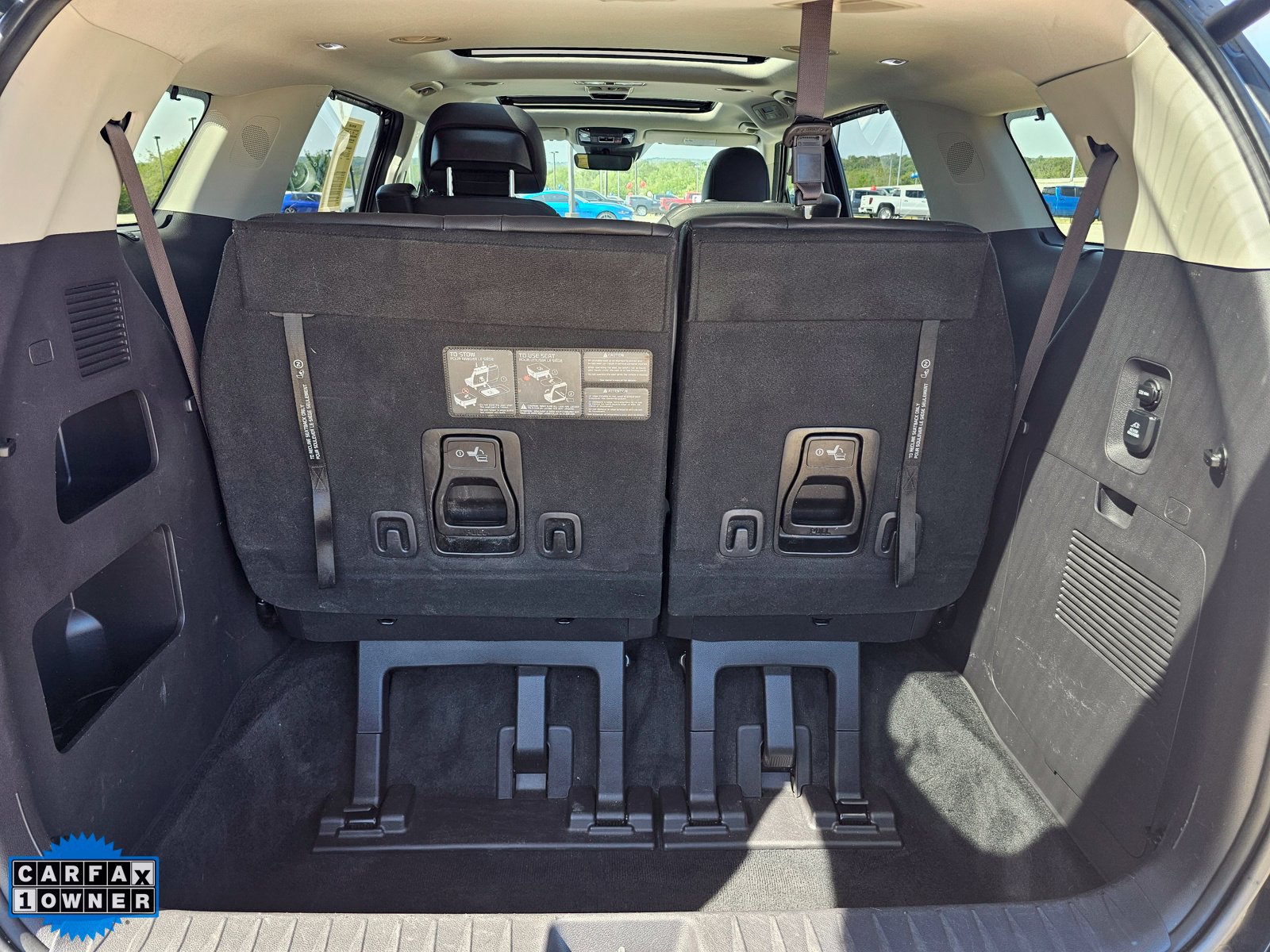 Used 2023 Kia Carnival SX Prestige FWD image 38