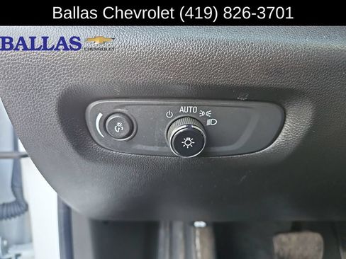 Certified 2023 Chevrolet Traverse LT FWD image 18