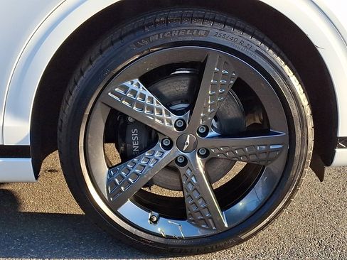 Certified 2023 Genesis GV70 2.5T w/ Sport Prestige Package image 8