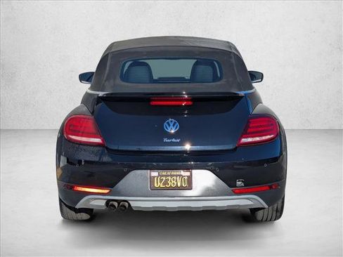 Used 2018 Volkswagen Beetle 2.0T Dune image 7