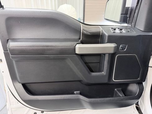 Used 2018 Ford F150 Raptor w/ Equipment Group 802A Luxury AWD/4WD image 12