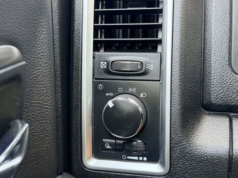 Used 2024 RAM 1500 Classic Warlock AWD/4WD image 29