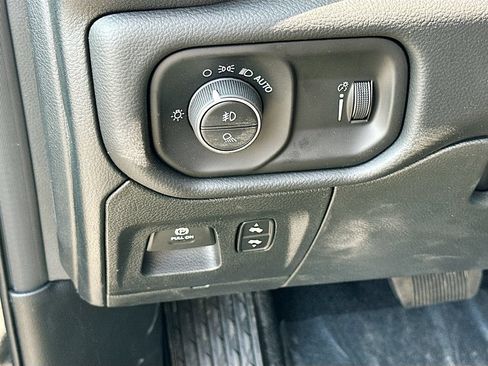 New 2026 RAM 1500 Big Horn AWD/4WD image 14