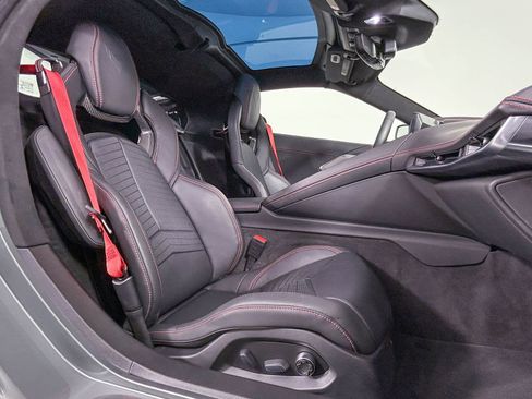 Used 2023 Chevrolet Corvette Stingray image 15